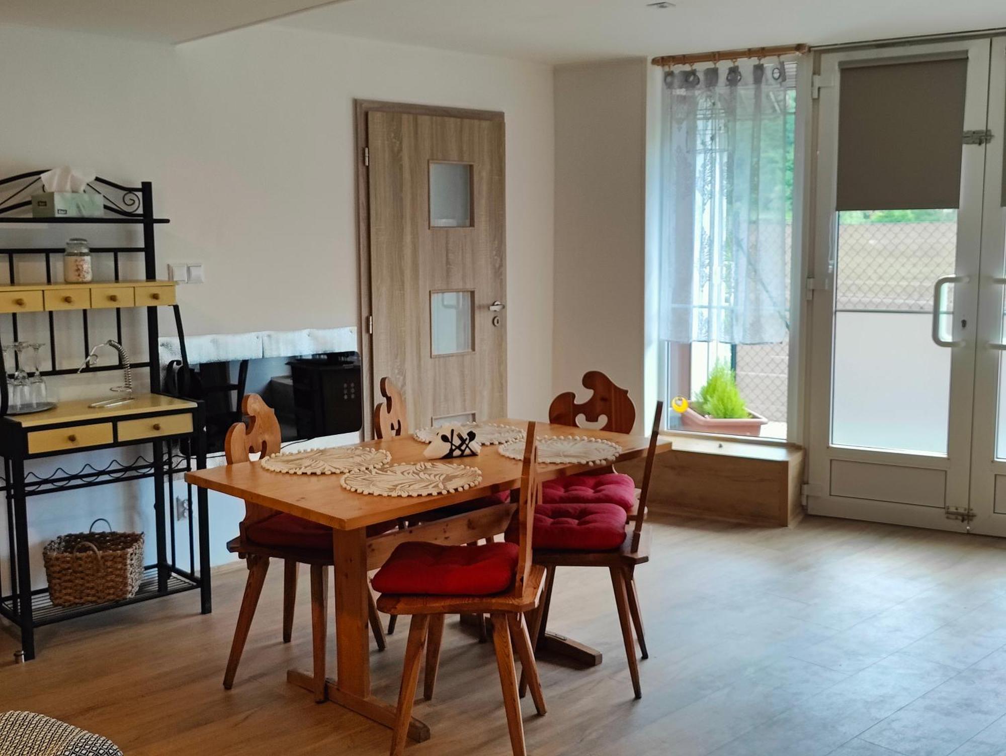 Apartman Hranice - 赫任斯科 外观 照片